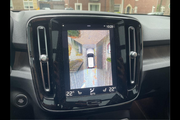 Volvo XC40 1.5 T4 Plug-in hybrid Ultimate Bright NL-AUTO | PANODAK | TREKHAAK | HARMAN KARDON