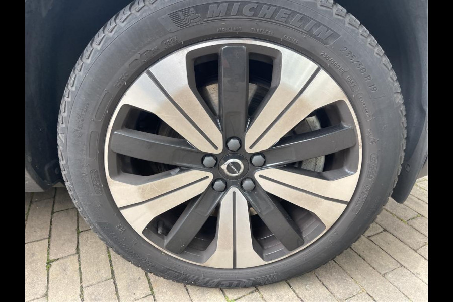 Volvo XC40 1.5 T4 Plug-in hybrid Ultimate Bright NL-AUTO | PANODAK | TREKHAAK | HARMAN KARDON