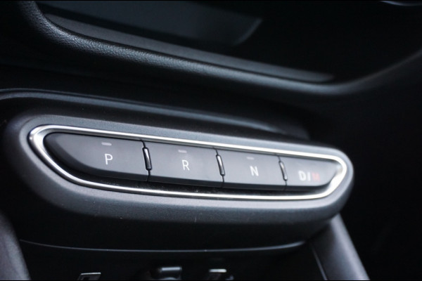 Fiat 600 101PK Hybrid Urban AUTOMAAT | CARPLAY | 17" LICHTMETAAL | CRUISE