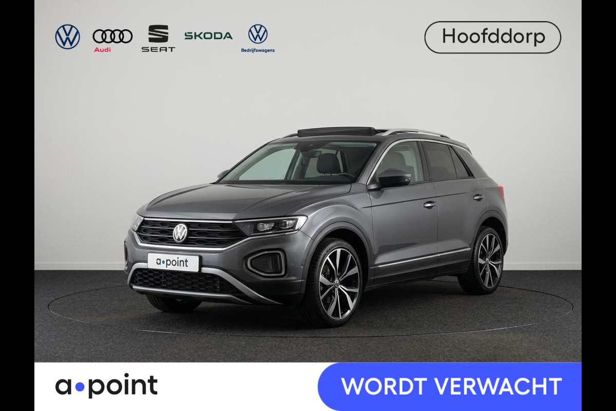 Volkswagen T-Roc 1.5 TSI Style 150 pk Automaat (DSG) | Navigatie | Panoramadak | Parkeersensoren (Park assist) | Achteruitrijcamera | Lederen bekleding | Elektr. bestuurdersstoel met geheugen | Stoelverwarming |