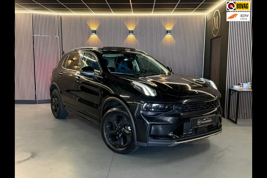 Lynk & Co 01 1.5| Pano|Stoelverwarming|Keyless|black Edtion|sfeer|camera|memory