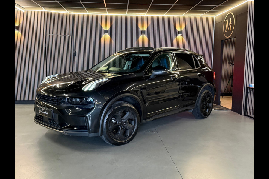 Lynk & Co 01 1.5| Pano|Stoelverwarming|Keyless|black Edtion|sfeer|camera|memory
