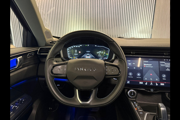 Lynk & Co 01 1.5| Pano|Stoelverwarming|Keyless|black Edtion|sfeer|camera|memory