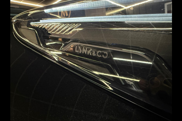 Lynk & Co 01 1.5| Pano|Stoelverwarming|Keyless|black Edtion|sfeer|camera|memory