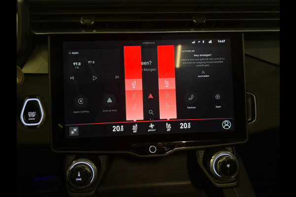 Lynk & Co 01 1.5| Pano|Stoelverwarming|Keyless|black Edtion|sfeer|camera|memory