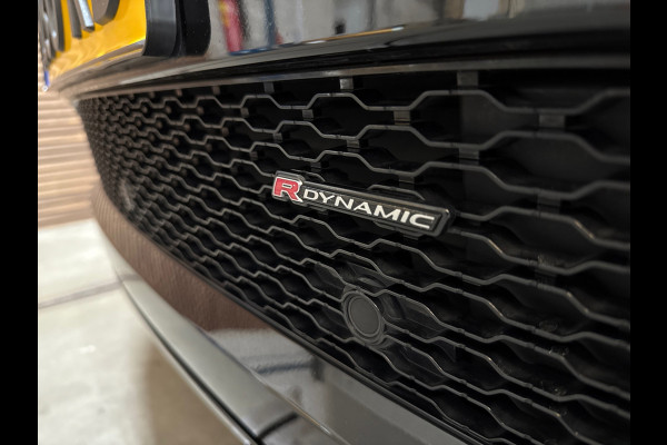 Land Rover Range Rover Evoque 2.0 D165 AWD R-Dynamic HSE | Black Edition | PANO | Leder | Meridian | Winter Pakket | 20inch | ACC