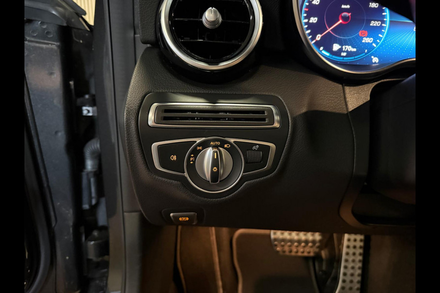 Mercedes-Benz C-Klasse 180 AMG STYLING-CAMERA-DIGI DASH-APPLE CARPLAY-DODEHOEK-COMPLEET