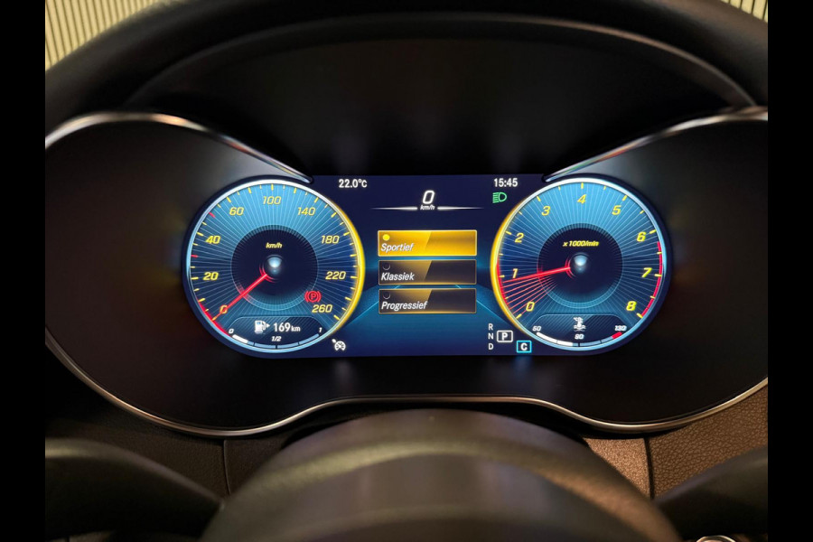Mercedes-Benz C-Klasse 180 AMG STYLING-CAMERA-DIGI DASH-APPLE CARPLAY-DODEHOEK-COMPLEET