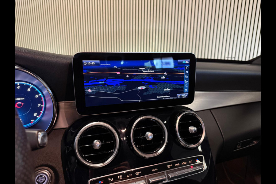 Mercedes-Benz C-Klasse 180 AMG STYLING-CAMERA-DIGI DASH-APPLE CARPLAY-DODEHOEK-COMPLEET