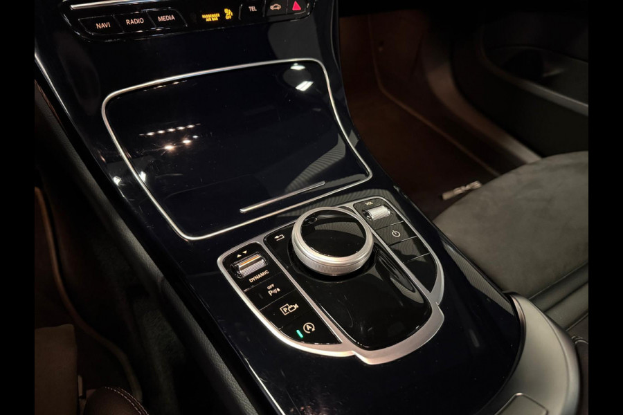 Mercedes-Benz C-Klasse 180 AMG STYLING-CAMERA-DIGI DASH-APPLE CARPLAY-DODEHOEK-COMPLEET