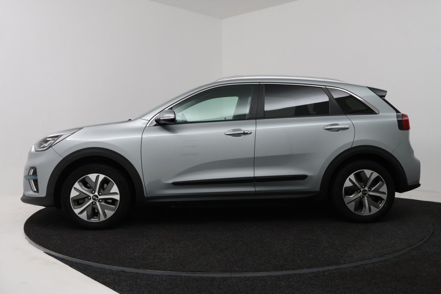 Kia e-Niro ExecutiveLine 64 kWh (CAMERA, STOELVERWARMING/VERKOELING, STUURVERWARMING)