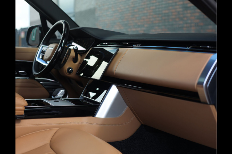 Land Rover Range Rover P550e Autobiography | SVO Bespoke Interior - Meridian Signature