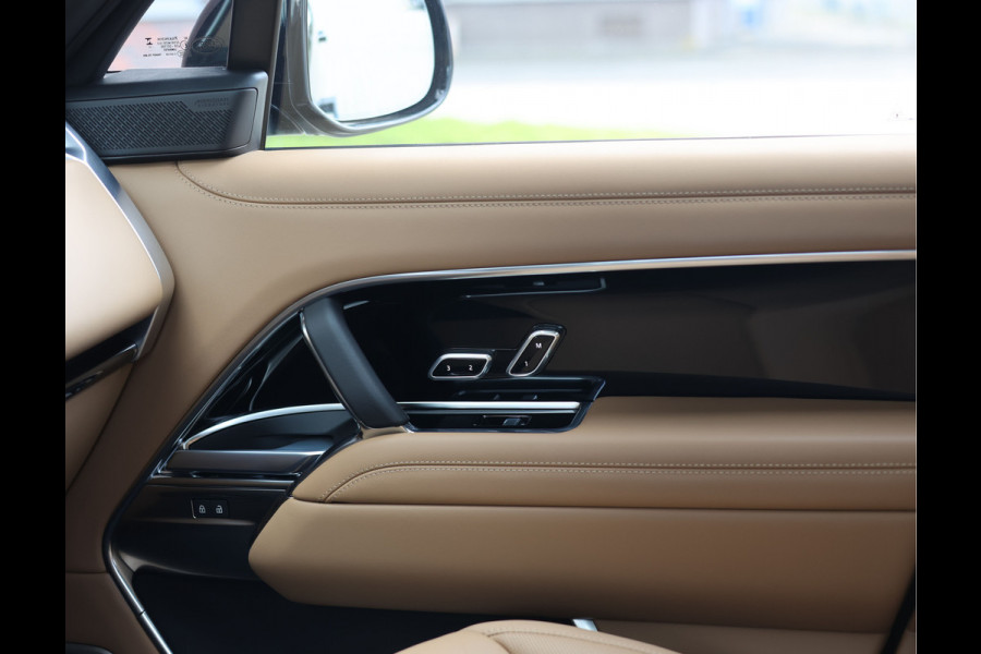Land Rover Range Rover P550e Autobiography | SVO Bespoke Interior - Meridian Signature