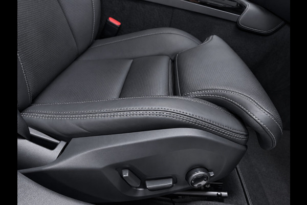 Volvo V60 2.0 T8 Recharge AWD R-Design PANO/MASSAGE+M-LEDER/B&W/360CAM/NAVI/H-UP///