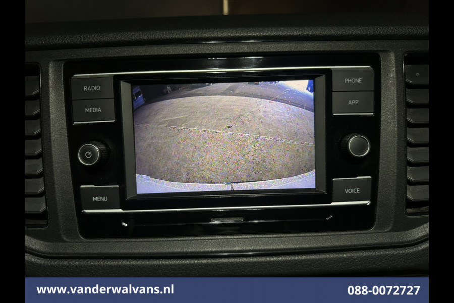Volkswagen Crafter 2.0 TDI L3H3 L2H2 Euro6 Airco | Camera | Apple Carplay | Android Auto | Parkeersensoren Bijrijdersbank