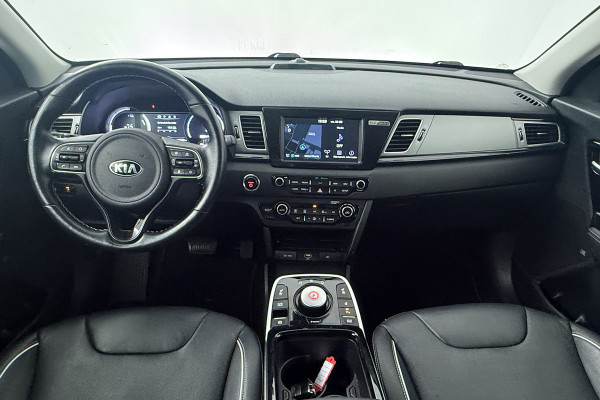 Kia e-Niro ExecutiveLine 64 kWh (CAMERA, STOELVERWARMING/VERKOELING, STUURVERWARMING)