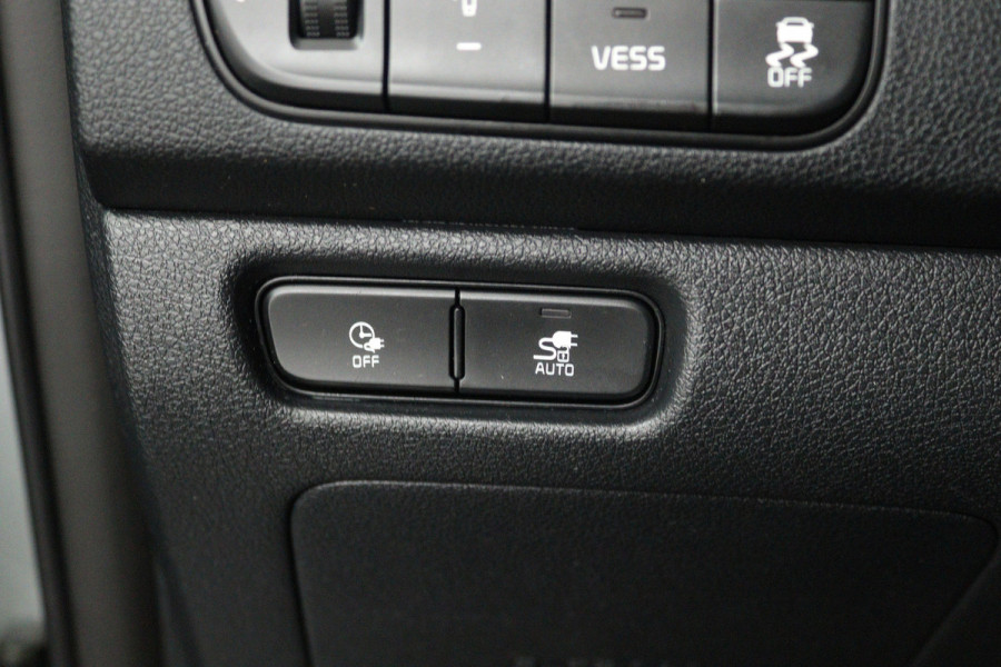 Kia e-Niro ExecutiveLine 64 kWh (CAMERA, STOELVERWARMING/VERKOELING, STUURVERWARMING)