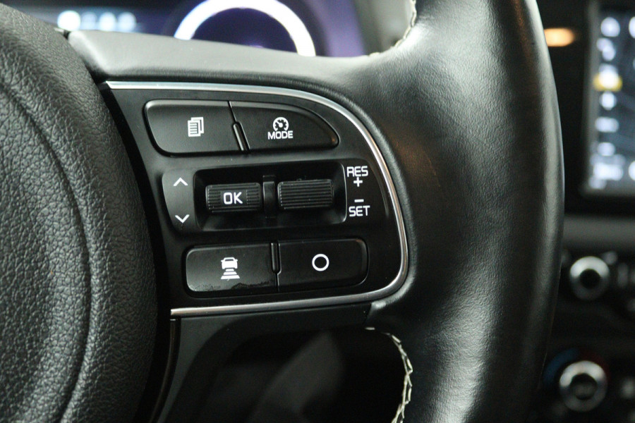Kia e-Niro ExecutiveLine 64 kWh (CAMERA, STOELVERWARMING/VERKOELING, STUURVERWARMING)