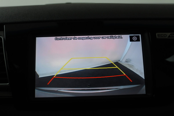 Kia e-Niro ExecutiveLine 64 kWh (CAMERA, STOELVERWARMING/VERKOELING, STUURVERWARMING)