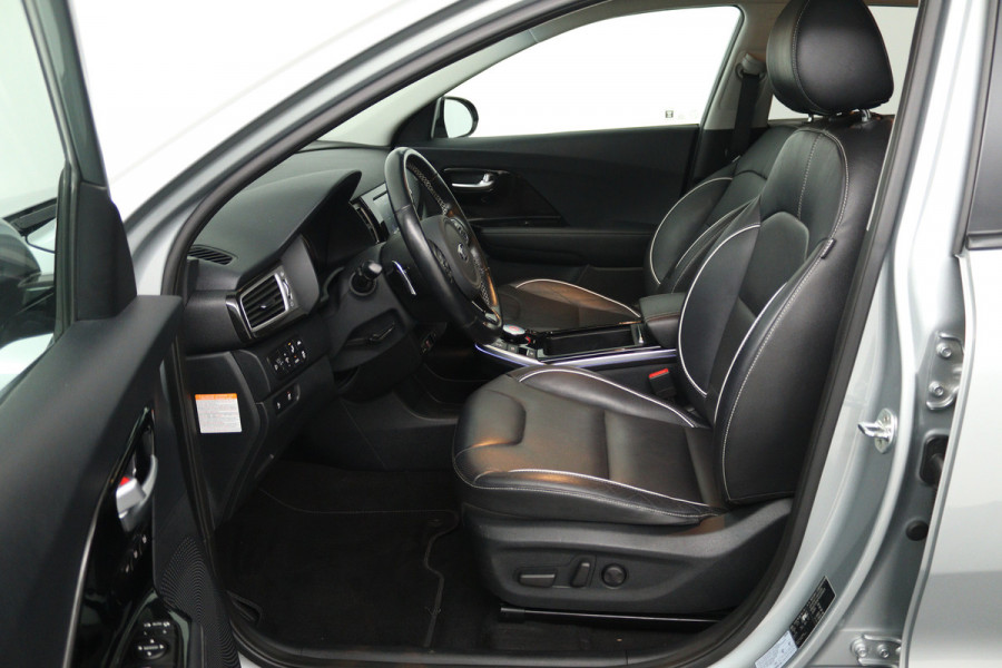 Kia e-Niro ExecutiveLine 64 kWh (CAMERA, STOELVERWARMING/VERKOELING, STUURVERWARMING)