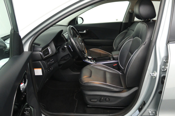 Kia e-Niro ExecutiveLine 64 kWh (CAMERA, STOELVERWARMING/VERKOELING, STUURVERWARMING)