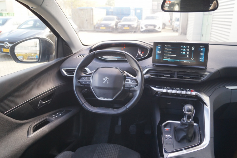 Peugeot 3008 1.2 PureTech 130pk Active Pack Business -NAVI-ECC-PDC-