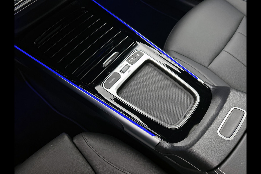 Mercedes-Benz Glb 200 Star Edition LIMITED Panoramadak l Keyless l Trekhaak l Navigatie l Stoelverwarming l Sfeerverlichting l Leder l Achteruitrijcamera Inclusief 24 maanden MB Certified garantie voor Europa.