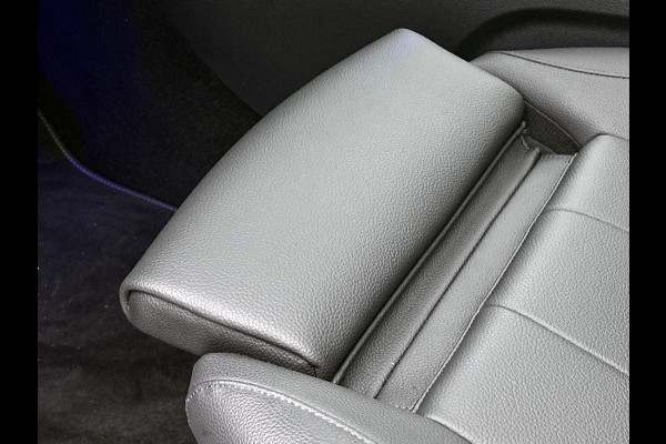 Mercedes-Benz Glb 200 Star Edition LIMITED Panoramadak l Keyless l Trekhaak l Navigatie l Stoelverwarming l Sfeerverlichting l Leder l Achteruitrijcamera Inclusief 24 maanden MB Certified garantie voor Europa.