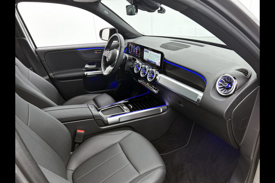 Mercedes-Benz Glb 200 Star Edition LIMITED Panoramadak l Keyless l Trekhaak l Navigatie l Stoelverwarming l Sfeerverlichting l Leder l Achteruitrijcamera Inclusief 24 maanden MB Certified garantie voor Europa.