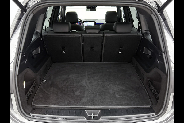 Mercedes-Benz Glb 200 Star Edition LIMITED Panoramadak l Keyless l Trekhaak l Navigatie l Stoelverwarming l Sfeerverlichting l Leder l Achteruitrijcamera Inclusief 24 maanden MB Certified garantie voor Europa.