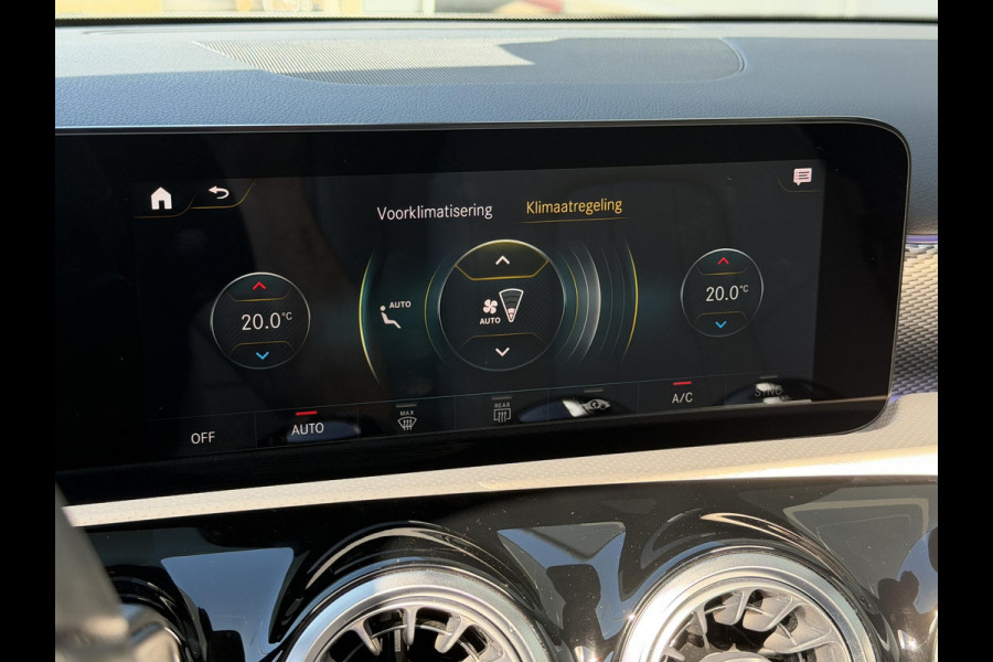 Mercedes-Benz A-Klasse 250 e Business Solution Luxury Limited 17"/Panoramadak/Leder + memory/Stoelverwarming/Camera/Dodehoek/Keyless/Matrix LED