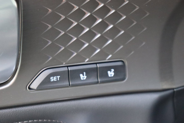 Kia Sorento 1.6 T-GDI Plug-in Hybrid 4WD ExecutiveLine 7p. Org.NL Bose schuifkanteldak stoel vw+ventilatie+mem bomvol