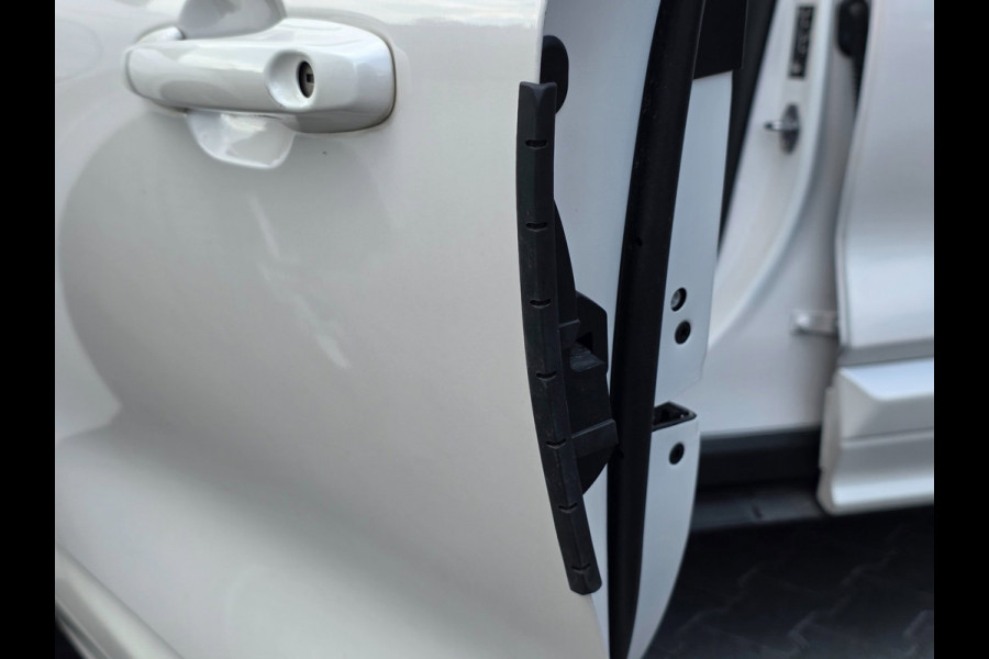 Ford Kuga 2.5 PHEV ST-Line X | PANO | TREKHAAK | ADAPTIVE | WINTERPAKKET | 360 CAMERA