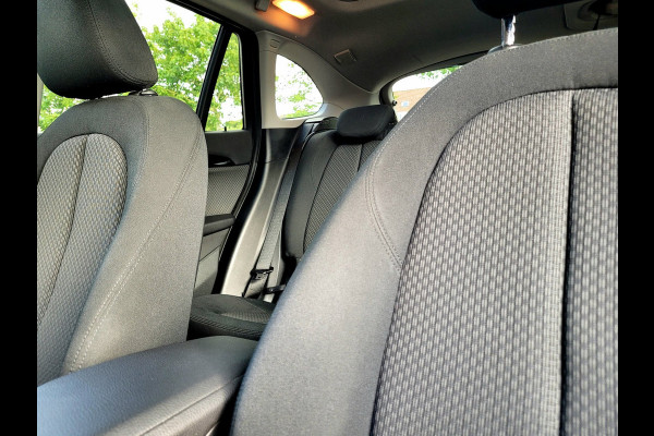 BMW X1 SDrive18i Panorama, Camera, All-season (Pirelli), M-grille, 18"