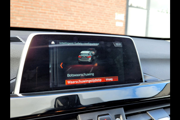 BMW X1 SDrive18i Panorama, Camera, All-season (Pirelli), M-grille, 18"