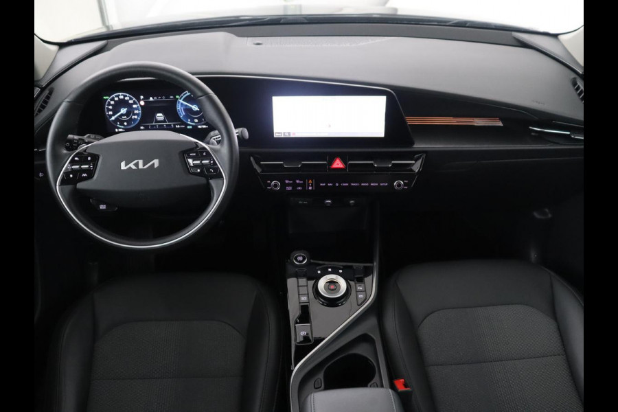 Kia Niro 1.6 GDi Hybrid DynamicLine | Half leder | Adaptive cruise | Lane assist | Trekhaak | Camera | Park assist | Carplay | Climate control | Full LED | 16" velgen