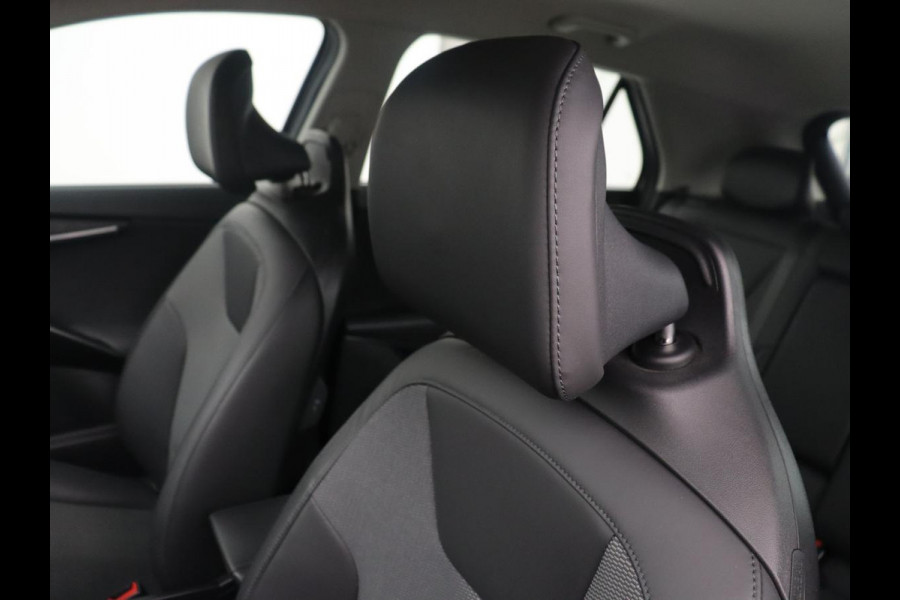 Kia Niro 1.6 GDi Hybrid DynamicLine | Half leder | Adaptive cruise | Lane assist | Trekhaak | Camera | Park assist | Carplay | Climate control | Full LED | 16" velgen