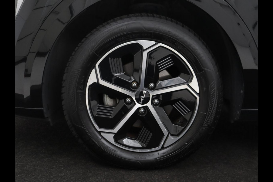 Kia Niro 1.6 GDi Hybrid DynamicLine | Half leder | Adaptive cruise | Lane assist | Trekhaak | Camera | Park assist | Carplay | Climate control | Full LED | 16" velgen