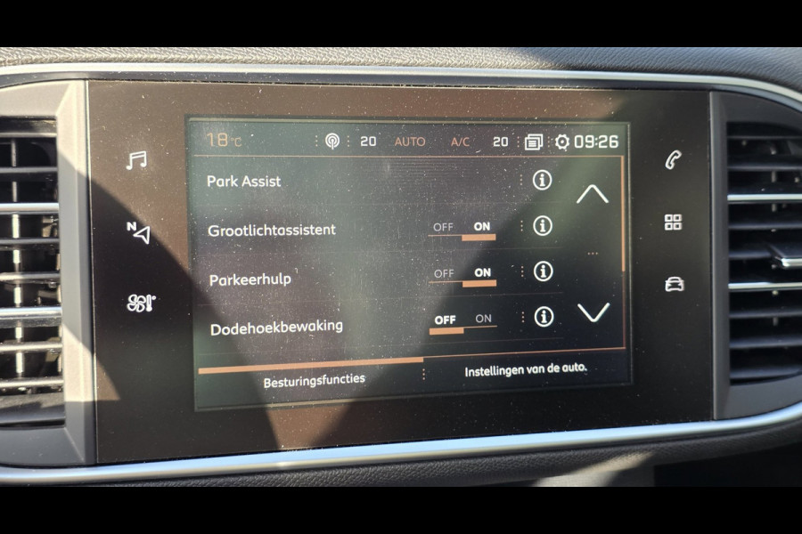 Peugeot 308 SW 1.2 PureTech Blue Lease Executive | PANO | TREKHAAK | NAP