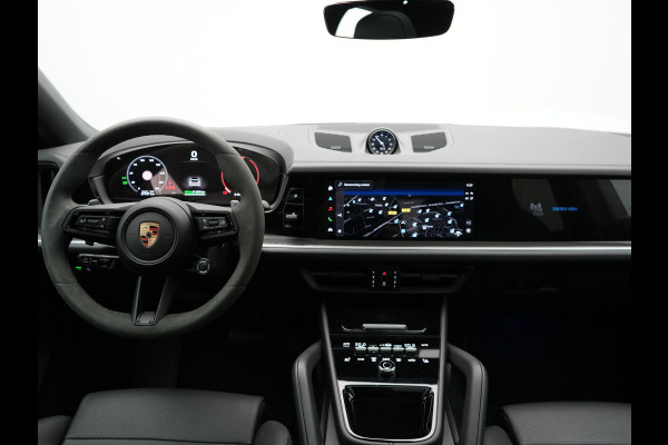 Porsche Cayenne Coupé 3.0 E-Hybrid PHEV | MY 2024 Facelift | Trekhaak Af Fabriek | Panodak | Luchtvering | Sportuitlaat | PDLS+ | Sport Chrono | InnoDrive Adaptive Cruise | SportDesign | Head up | Soft Close | 22"L.M | 360 Camera | Plug In Hybrid |