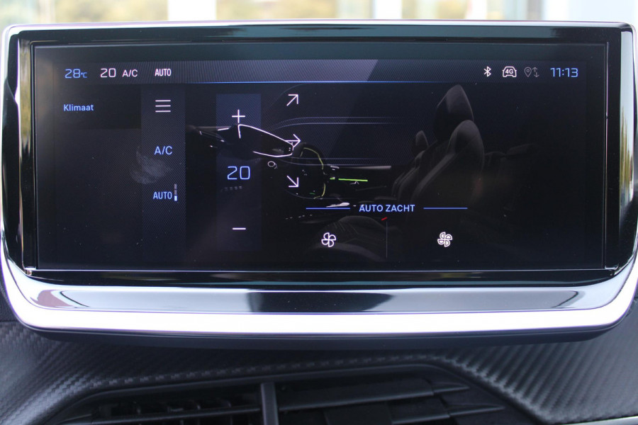 Peugeot 208 1.2 Hybrid 145PK AUTOMAAT GT | PANORAMA DAK | ADAPTIVE CRUISE CONTROL | KEYLESS ENTRY/START | LICHTMETALEN VELGEN 17" | ACHTERUITRIJ CAMERA | FULL LED KOPLAMPEN | PARKEERSENSOREN VOOR + ACHTER | DAB+ RADIO | NAVIGATIE | SFEER VERLICHTING |