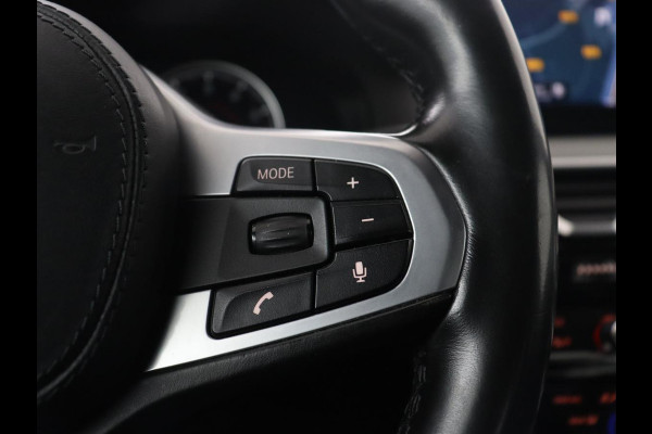 BMW 5 Serie 530i xDrive High Executive | M Sport | LED | Stoelverwarming | Schuif/-kanteldak | Stoelventilatie | 360 Camera | Harman Kardon Sound |