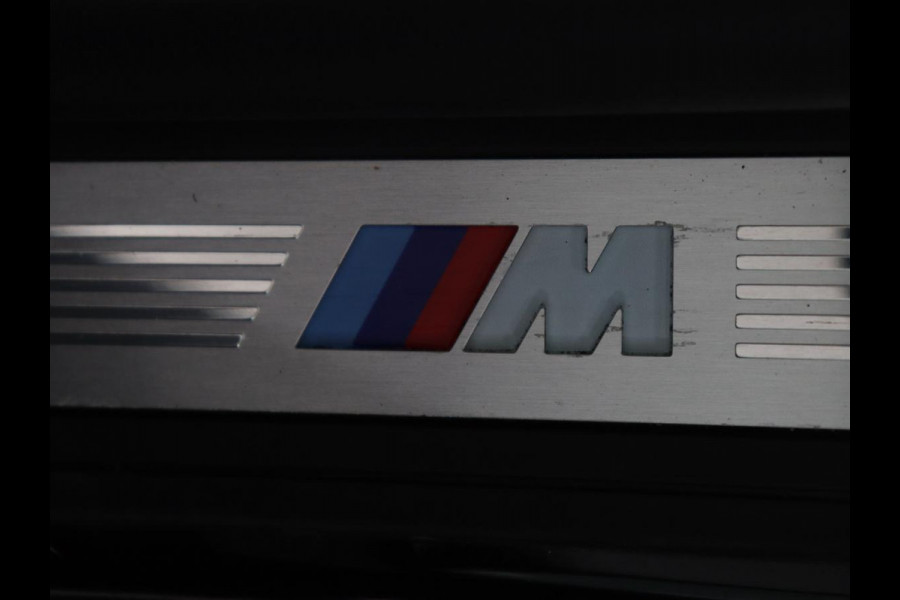 BMW 5 Serie 530i xDrive High Executive | M Sport | LED | Stoelverwarming | Schuif/-kanteldak | Stoelventilatie | 360 Camera | Harman Kardon Sound |