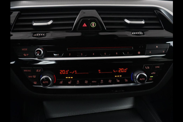 BMW 5 Serie 530i xDrive High Executive | M Sport | LED | Stoelverwarming | Schuif/-kanteldak | Stoelventilatie | 360 Camera | Harman Kardon Sound |