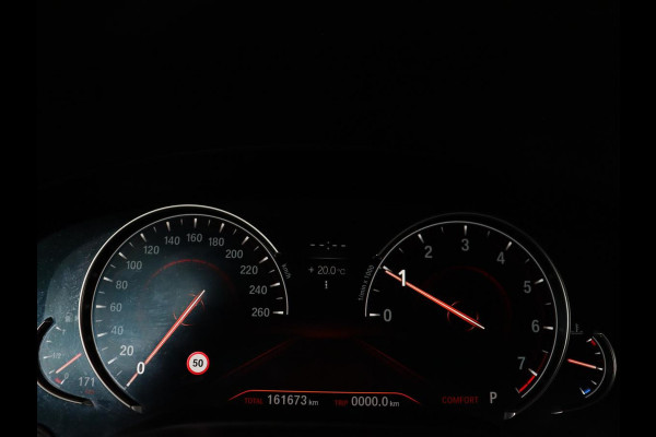 BMW 5 Serie 530i xDrive High Executive | M Sport | LED | Stoelverwarming | Schuif/-kanteldak | Stoelventilatie | 360 Camera | Harman Kardon Sound |