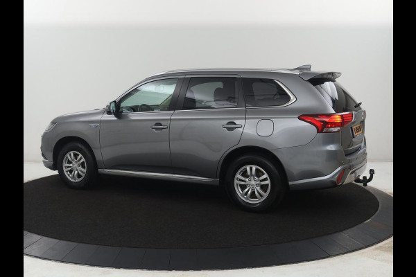 Mitsubishi Outlander 2.4 PHEV Pure | SOH 71% | Camera | Stoelverwarming | Trekhaak |