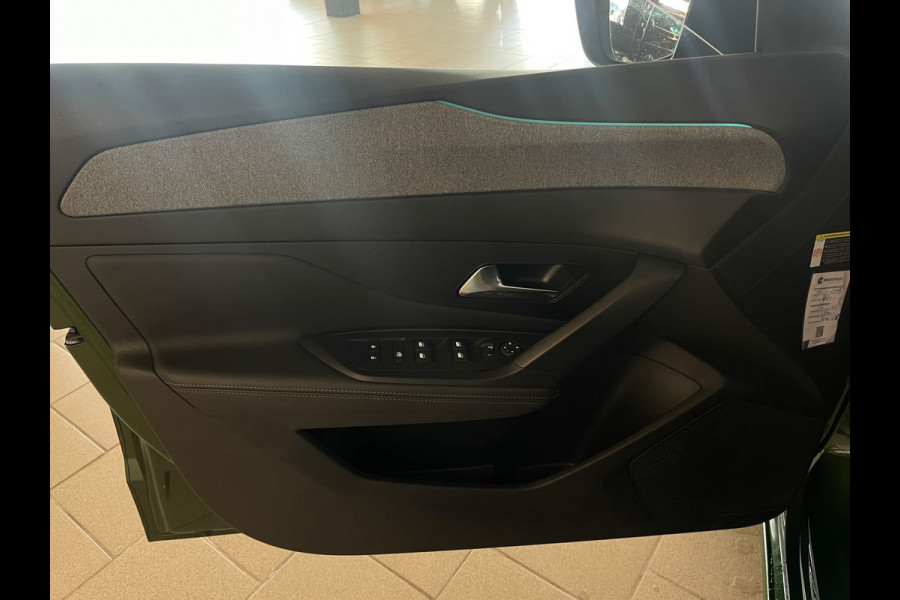 Peugeot 308 1.2 PureTech Allure Pack Business AIRCO CLIMA NAVI CRUISE BLUETOOTH STOELVERW DIG DASHB. SPEC KLEUR VELGEN NIEUWSTAAT