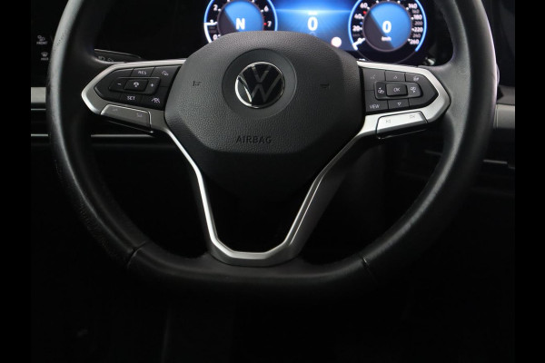 Volkswagen Golf Variant 1.5 eTSI Life Business | Trekhaak | Camera | Stoelverwarming | Apple Carplay |