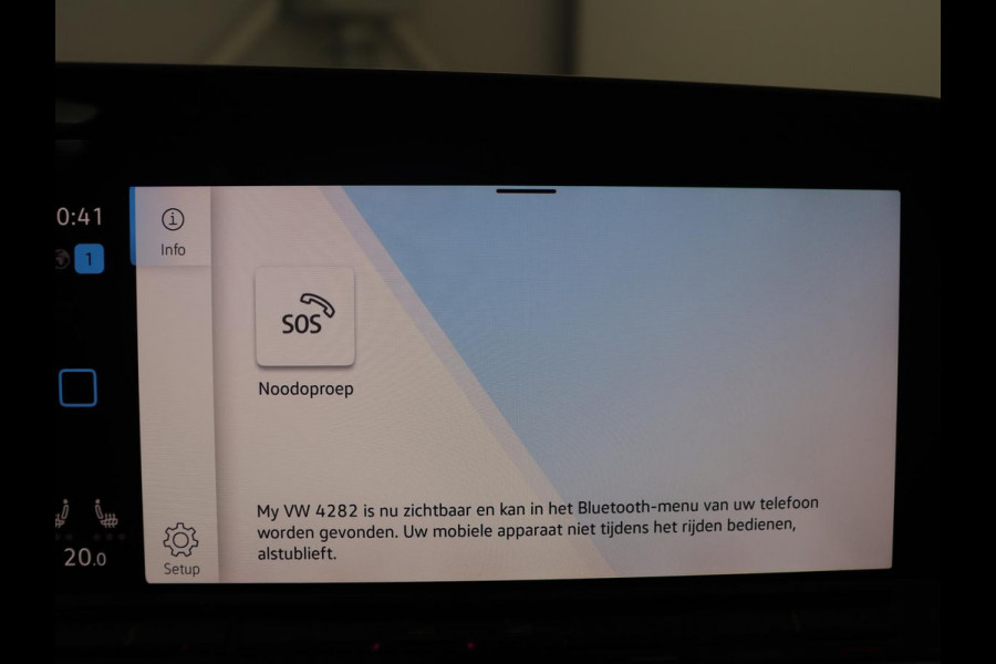 Volkswagen Golf Variant 1.5 eTSI Life Business | Trekhaak | Camera | Stoelverwarming | Apple Carplay |