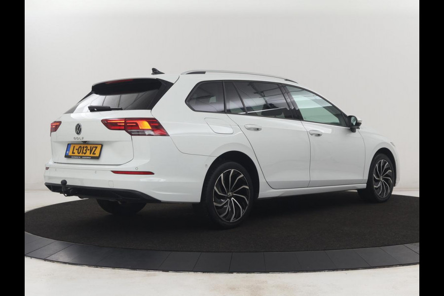 Volkswagen Golf Variant 1.5 eTSI Life Business | Trekhaak | Camera | Stoelverwarming | Apple Carplay |